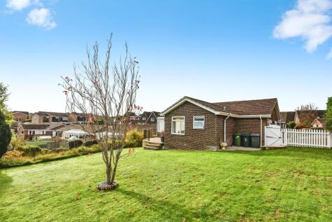 Damask Way, Warminster