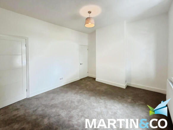 2 bed Terraced for sale Image 8