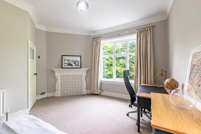 2 bed Flat for sale Image 10