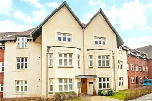 Flat 2, Bishops Court, Highcroft Road, Winchester SO22 5GP