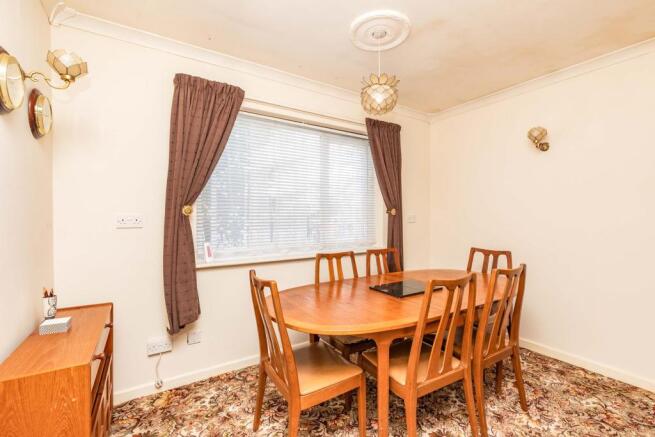 Kitchen dining room