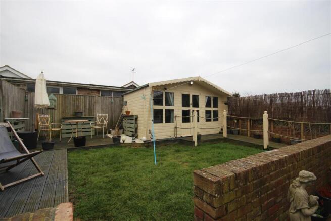Rear Garden (2).JPG