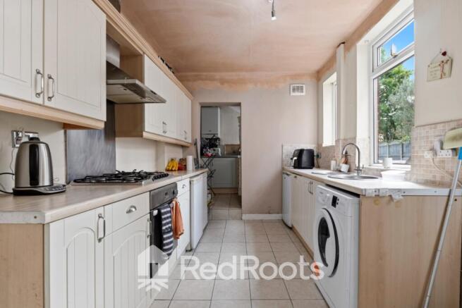 3 bed Terraced for sale Image 6