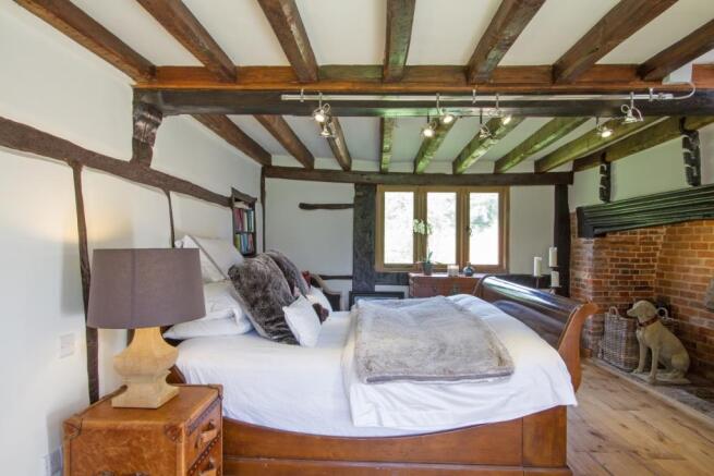 Master bedroom 