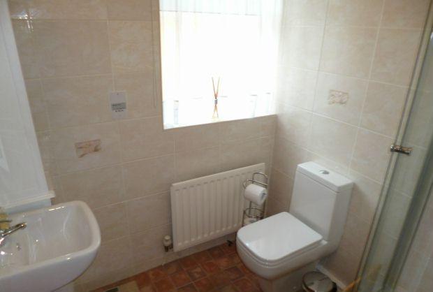 Cloakroom/ Shower Ro