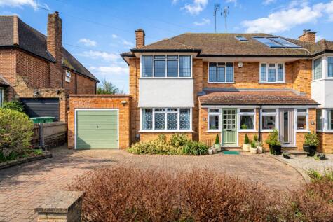 Bloomfield Road, Harpenden, Hertfordshire, AL5