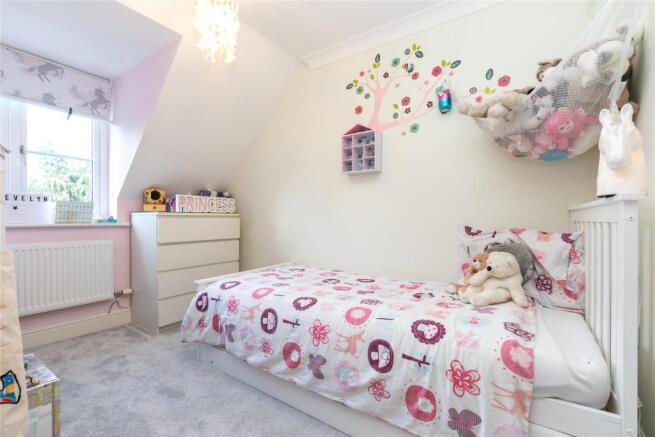 Large Single Bedroom