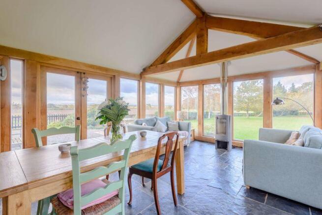 Garden Room 1