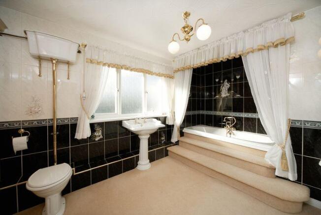 Master En-suite