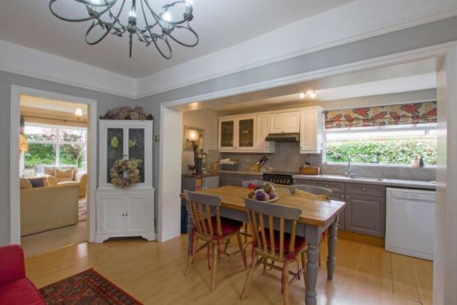Living/Dining Kitchen