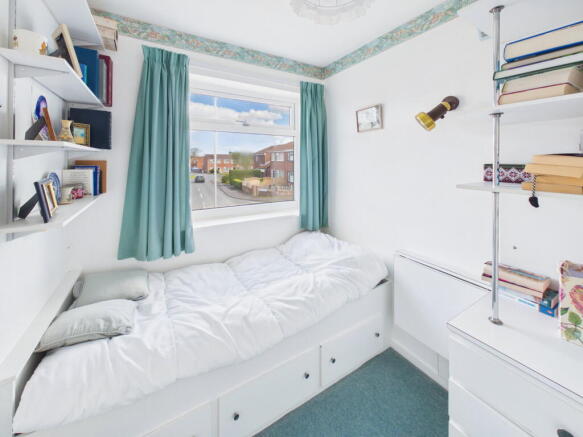 3 bed Semi-Detached for sale Image 12