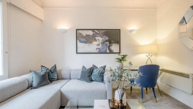 Screenshot 2025-1...