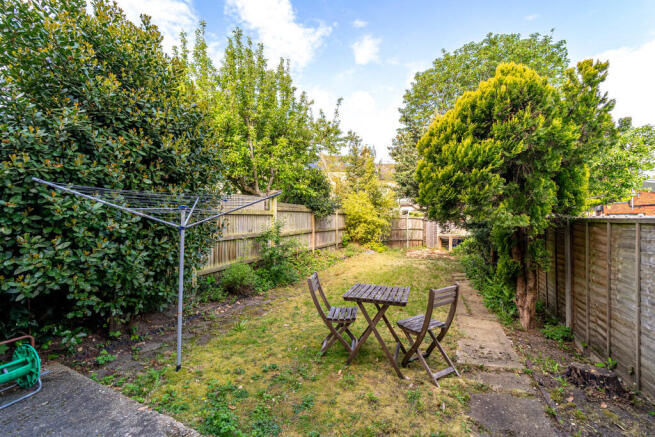 Alexandra Park Road, Muswell Hill N10 photo 4