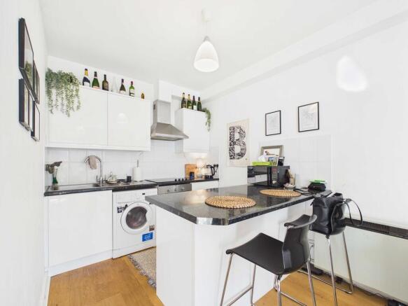 CAM03741G0-PR0154...