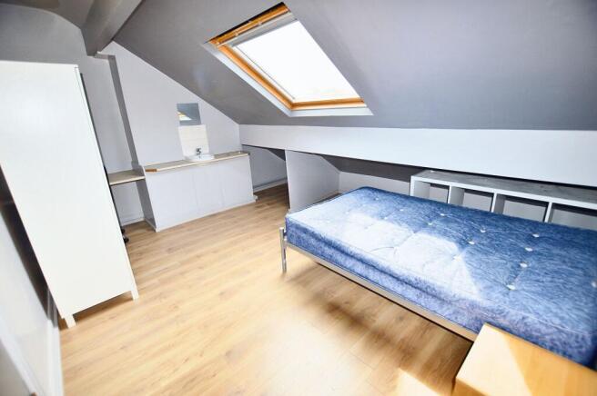 7 bed Not Specified to rent Image 7