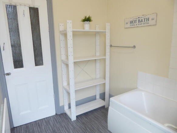 1 bed House Share to rent Image 7