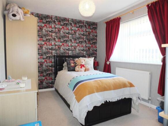 Bedroom 2.jpg
