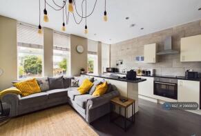 3, Knutsford Road, Wirral CH46 8TN