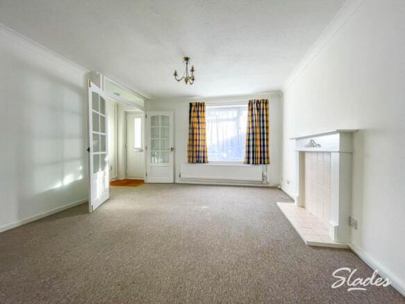 56 Suffolk lounge ma