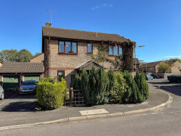 5, Sherrington Drive, Hereford HR4 9XD