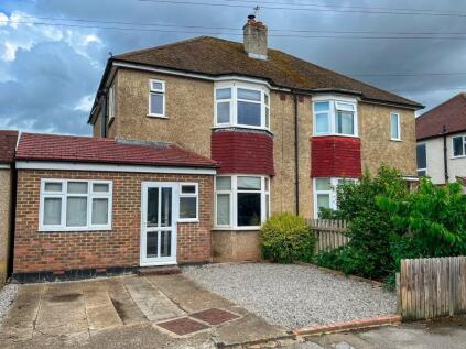 Rosemary Avenue, West Molesey, KT8