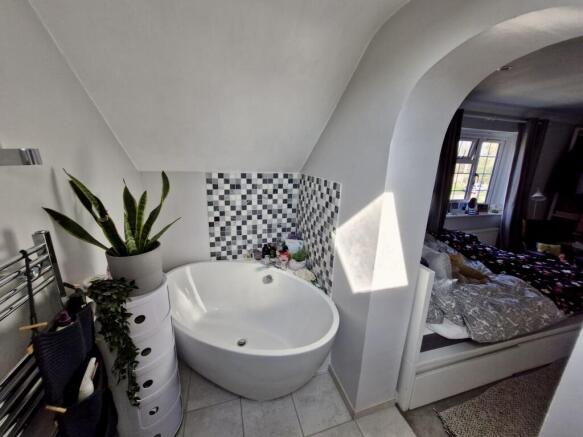 En-suite Bathroom