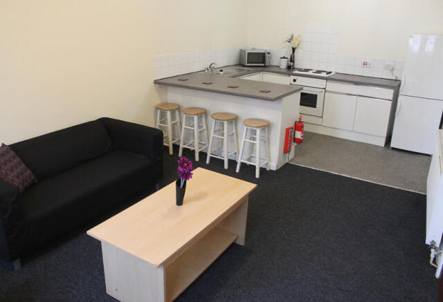 Kitchen/Lounge