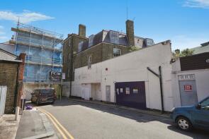 Flat 9, The Metropole, New Street, Dover CT17 9AL