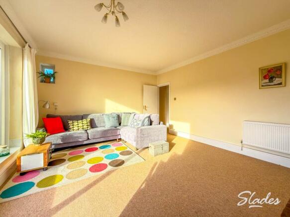 LOUNGE (5)