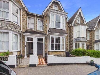 Morrab Road, Penzance - A home of character, space and convenience