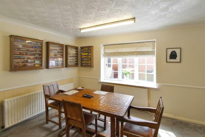 KITCHEN/DINER