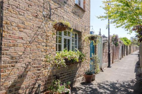 Albany Passage, Richmond