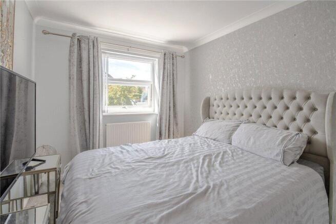 3 bed Semi-Detached for sale Image 11