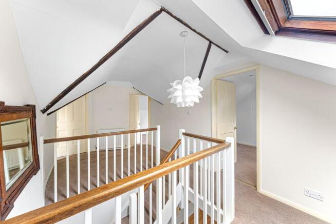 3 bed Terraced for sale Image 8