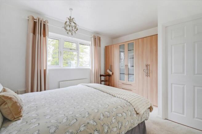 3 bed Detached Bungalow for sale Image 11