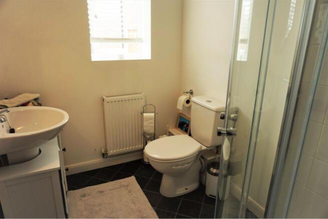 Master En-suite