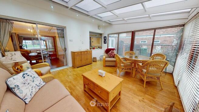 3 bed Semi-Detached for sale Image 10