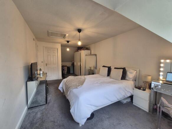 House to rent Image 12