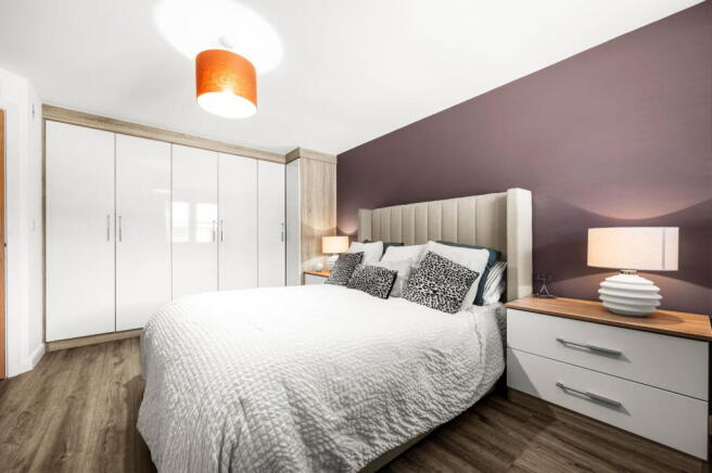 4 bed Semi-Detached for sale Image 7
