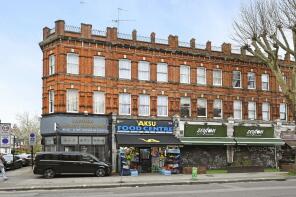 Flat A, 98, Cricklewood Broadway, London NW2 3EL