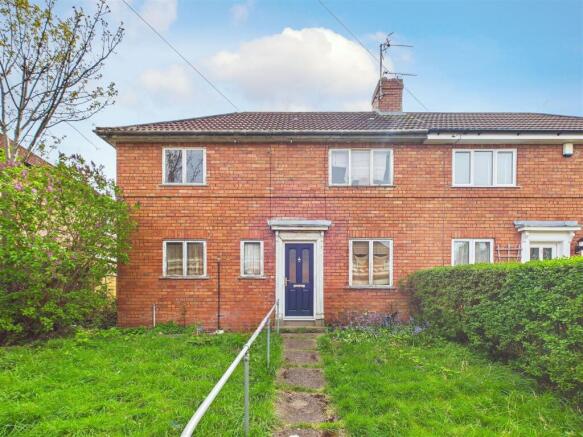 Main - Three bedroom house for auction, Speedwell.
