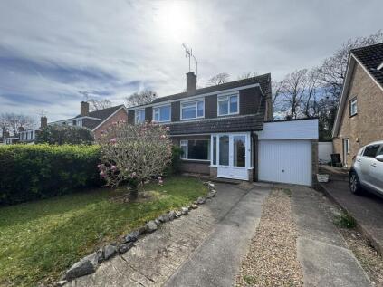 Kingsdown Crescent, Dawlish, EX7