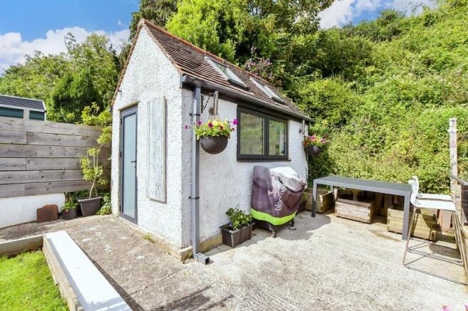 Workshop/Outbuildings
