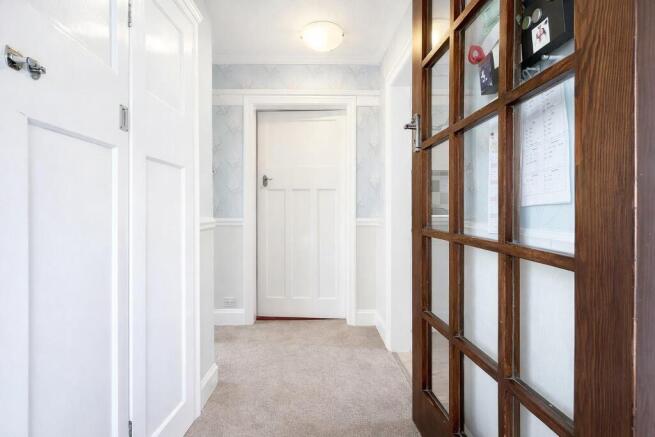 3 bed Semi-Detached for sale Image 6