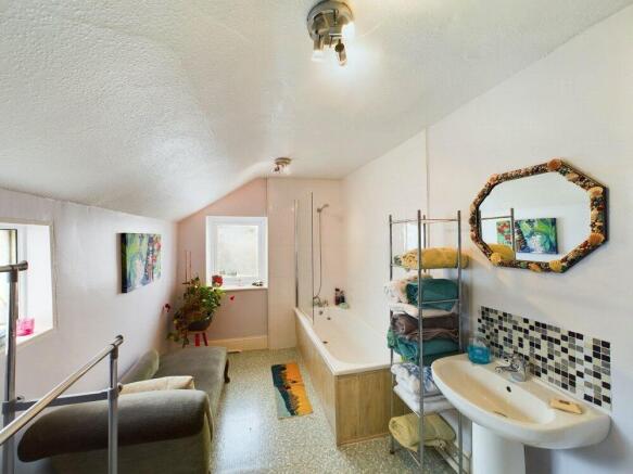 Ensuite