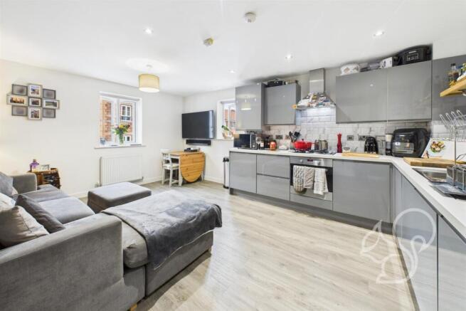 Kitchen/Living Area