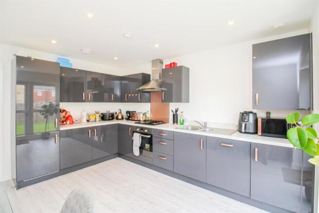 KITCHEN DINER