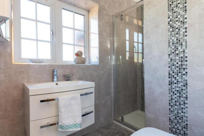 11 Hitchin Road Annexe interiors-6.jpg