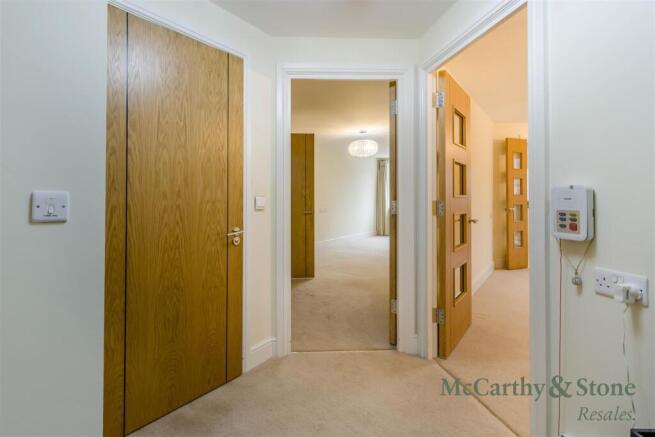 8707574-interior13.jpg
