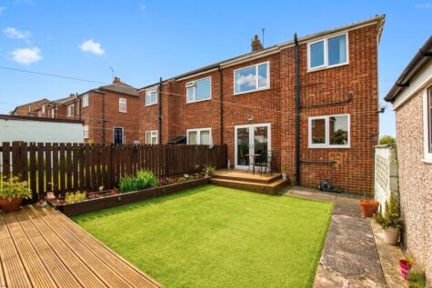 Coppice Wood Avenue, Yeadon, Leeds, West Yorkshire